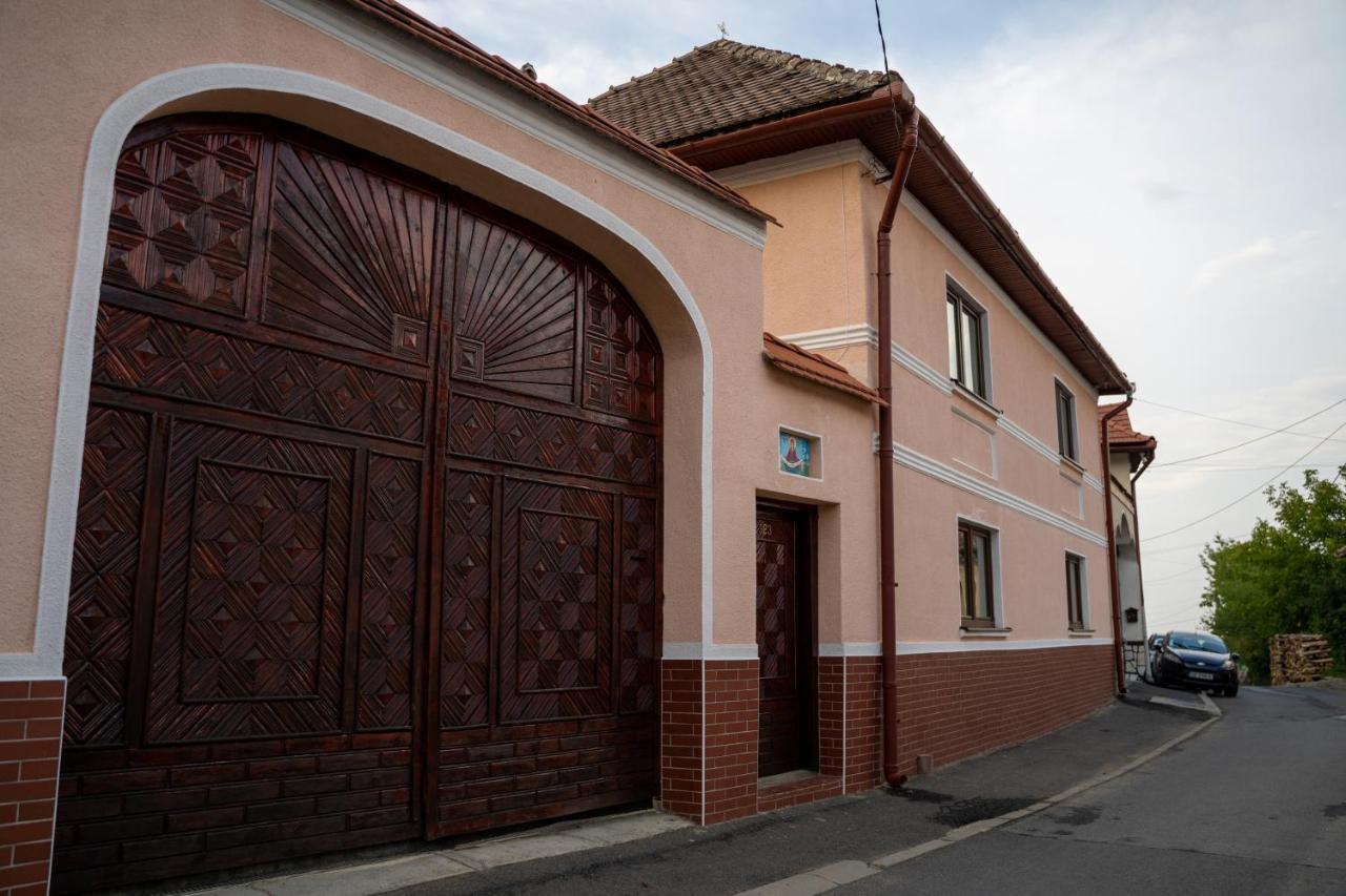 Apartament Panoramic La Casa In Comuna Răşinari Kültér fotó